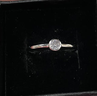Silver Diamond Solitaire