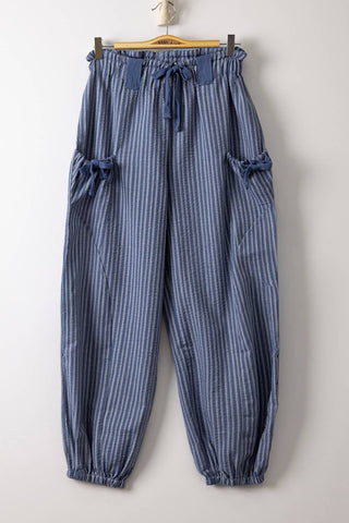 Bow Detail Stripe Textured Woven Pants